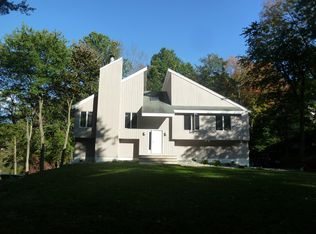 93 Stanhope Rd, Sparta, NJ 07871