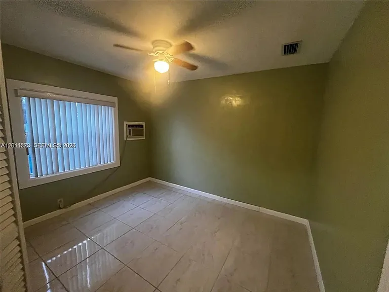 11108 Peachtree Dr — Photo 16