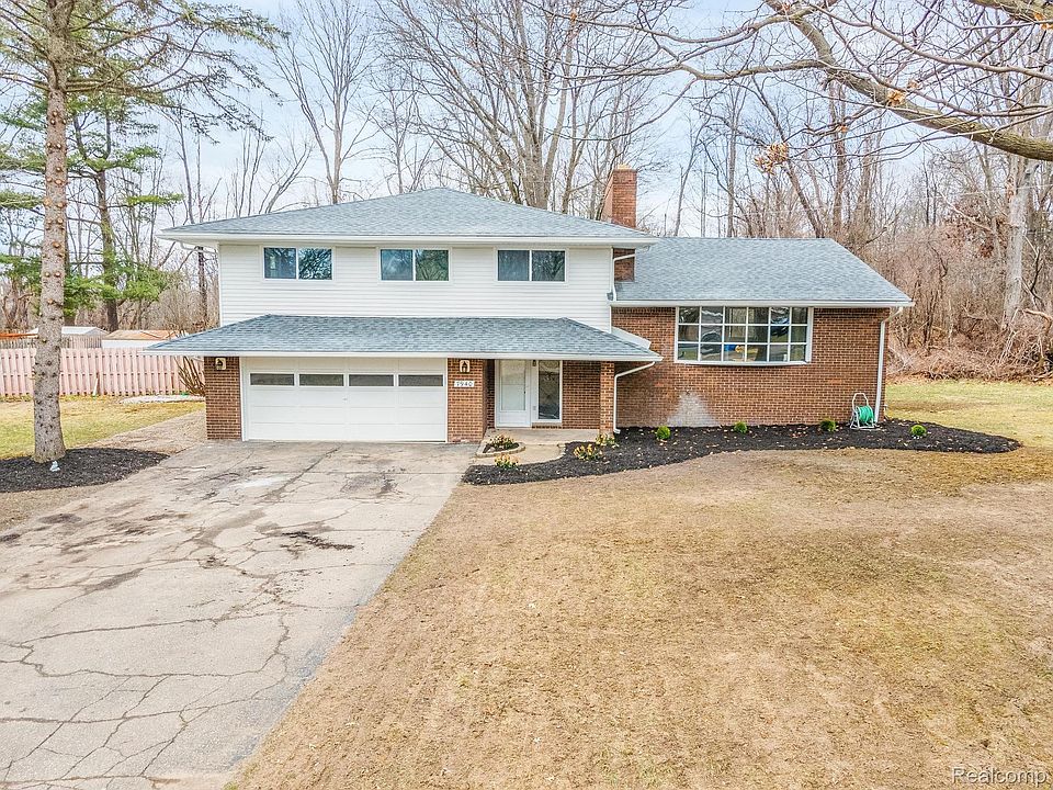 1st image of 7940 Little Farm Ln