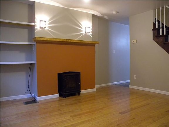 5th image of 4831 Hatfield St