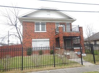 2701 Davis St, Houston, TX 77026