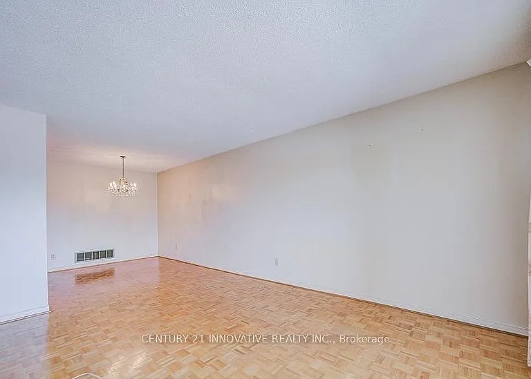 9 Capstan Ct — Photo 17