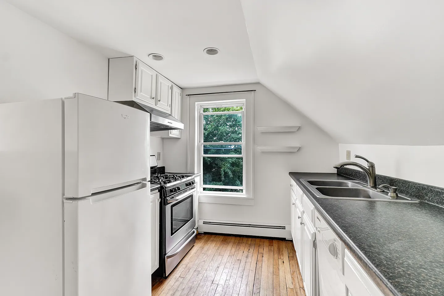476 Saint Paul St — Photo 1