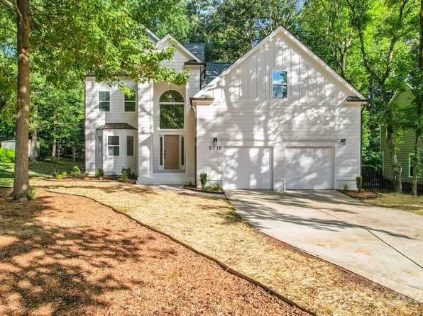 5710 Stream Ridge Dr, Charlotte, NC 28269