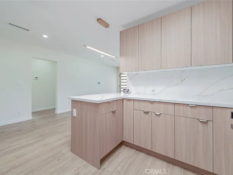 4534 Lennox Ave — Photo 8