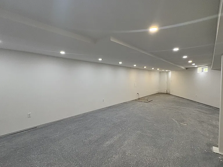 308 Beach 86th St #1 — Photo 10