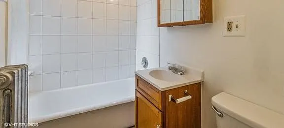 3935 W Diversey — Photo 16