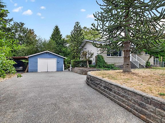 4th image of 21355 Old Yale Rd