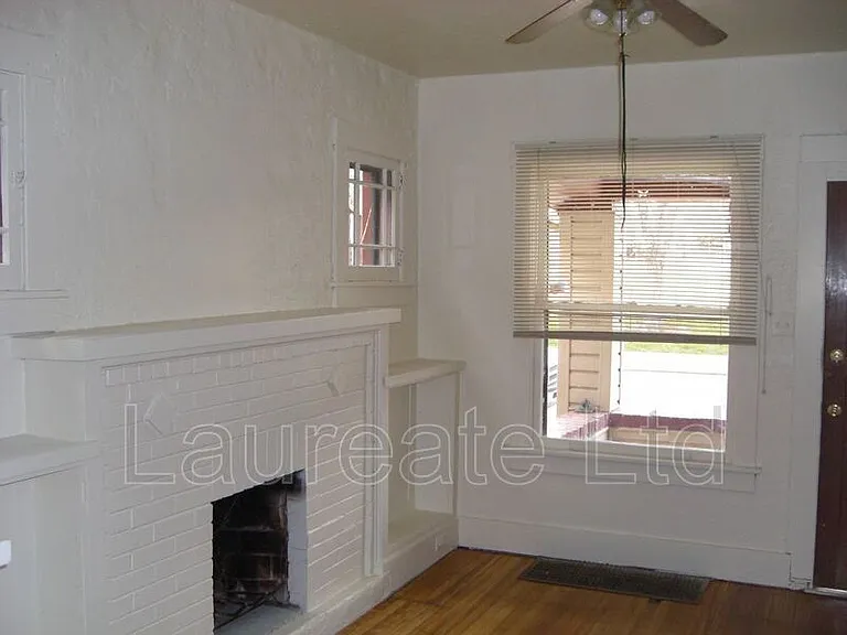 4020 N Lipan St — Photo 4