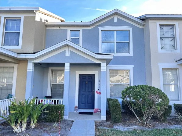 9822 Carlsdale Dr, Riverview, FL 33578