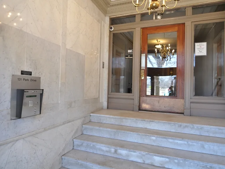 131 Park Dr #11 — Photo 16