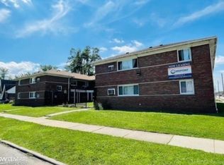 15211 Fenkell St, Detroit, MI 48227