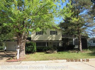 408 Stone River Rd, Belleville, IL 62221