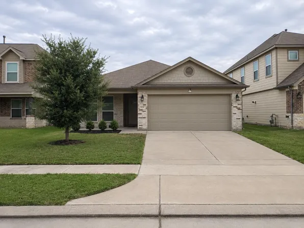 1058 Ranch Oak Dr, Houston, TX 77073