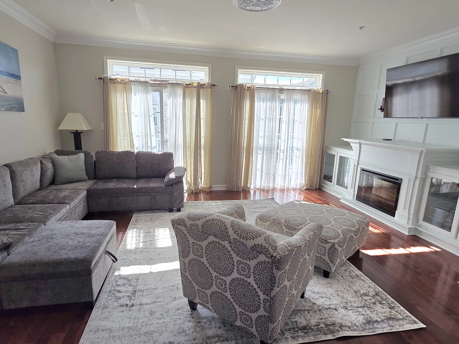 3 bed, 2.5 bath, 1440 sqft, $2,100 — Photo 2
