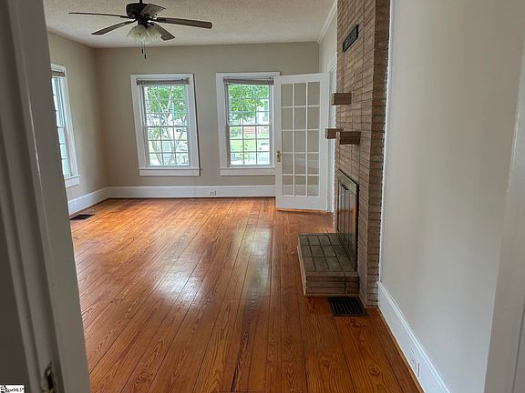2nd image of 108 Moreland Ave