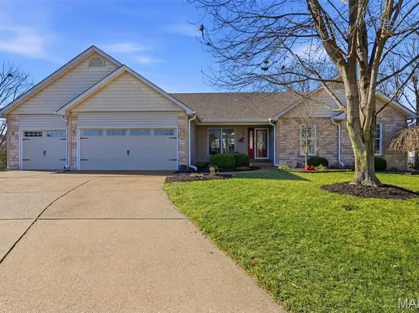 67 Simeon Ct, Saint Peters, MO 63376