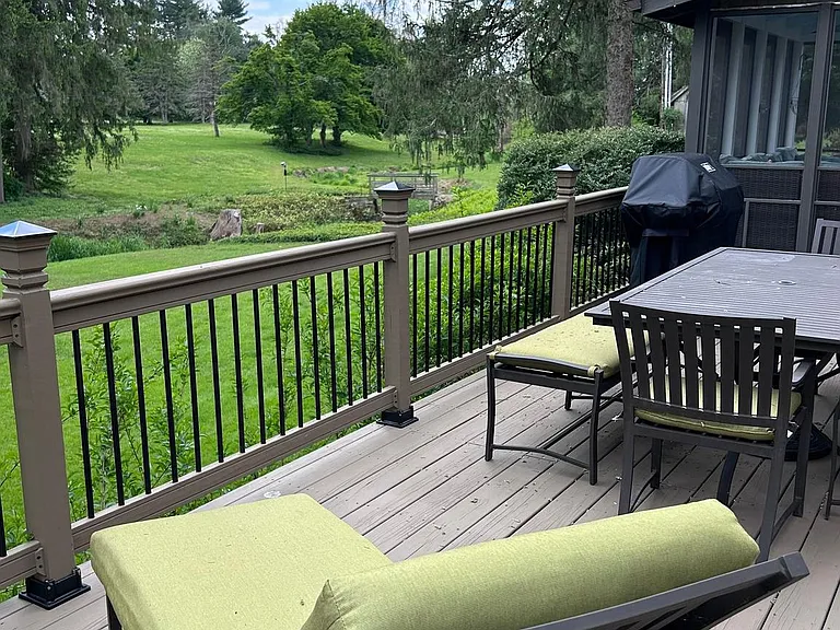 4 Cross Creek Ln — Photo 6