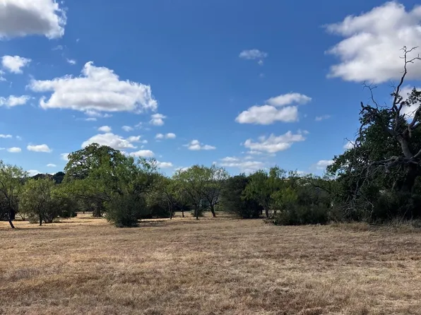 305 Parallel Circle, Horseshoe Bay, TX 78657