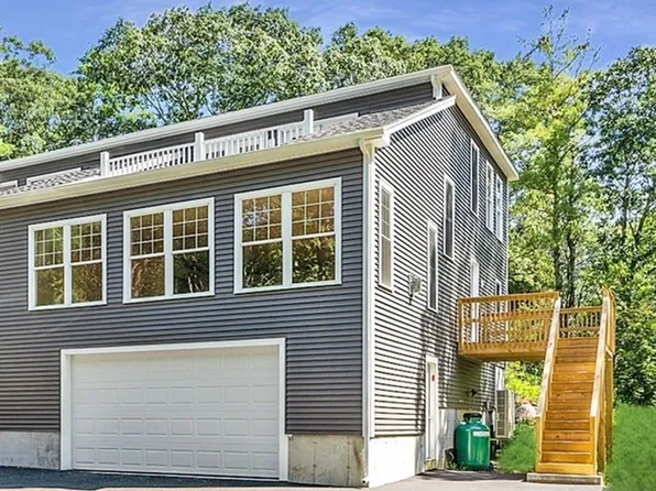 109 Belcher St #B, Essex, MA 01929