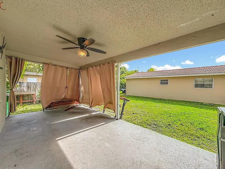7504 NW 44th Ct #W — Photo 42