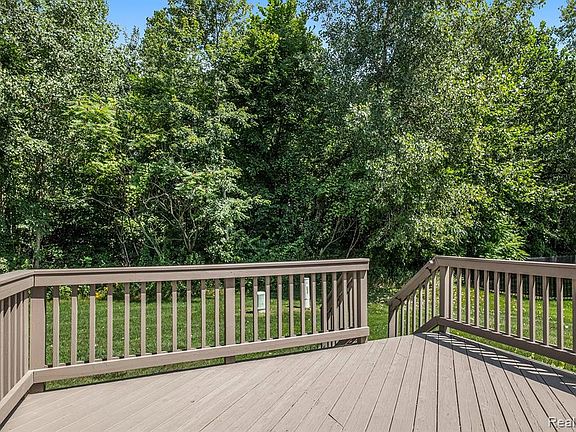 5th image of 37428 N Dianne Ln #55