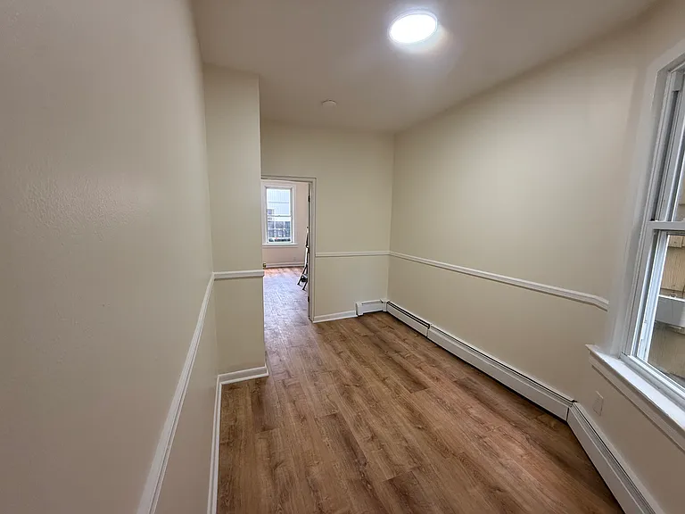 310 Ann St #1R — Photo 2