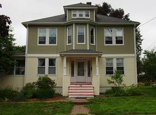 63 Maple St, Easthampton, MA 01027