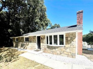 75 Vernon St W, Manchester, CT 06042