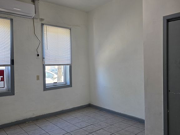 4th image of 1316 E Father Rahm Ave #1322
