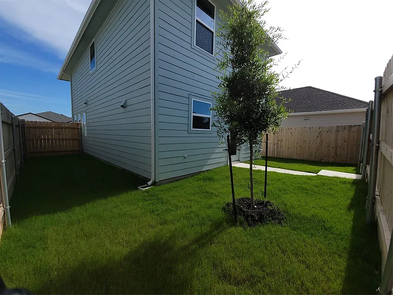 17204 Adoro Dr — Photo 27
