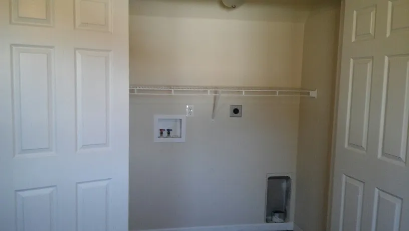 2 bed, 2.5 bath, 1100 sqft, $900 — Photo 4