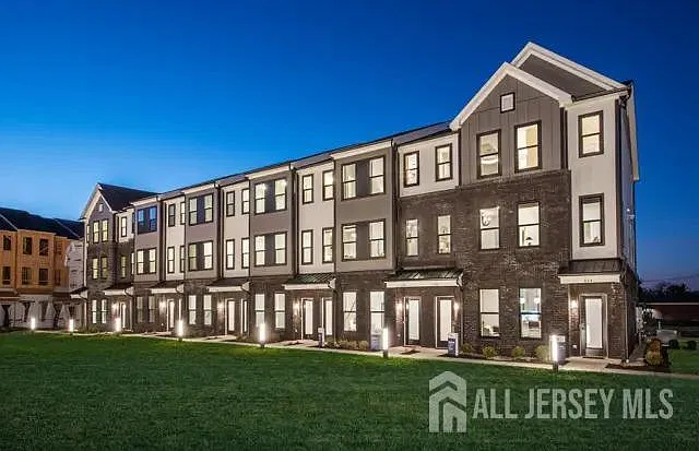 111 Jessie Pl