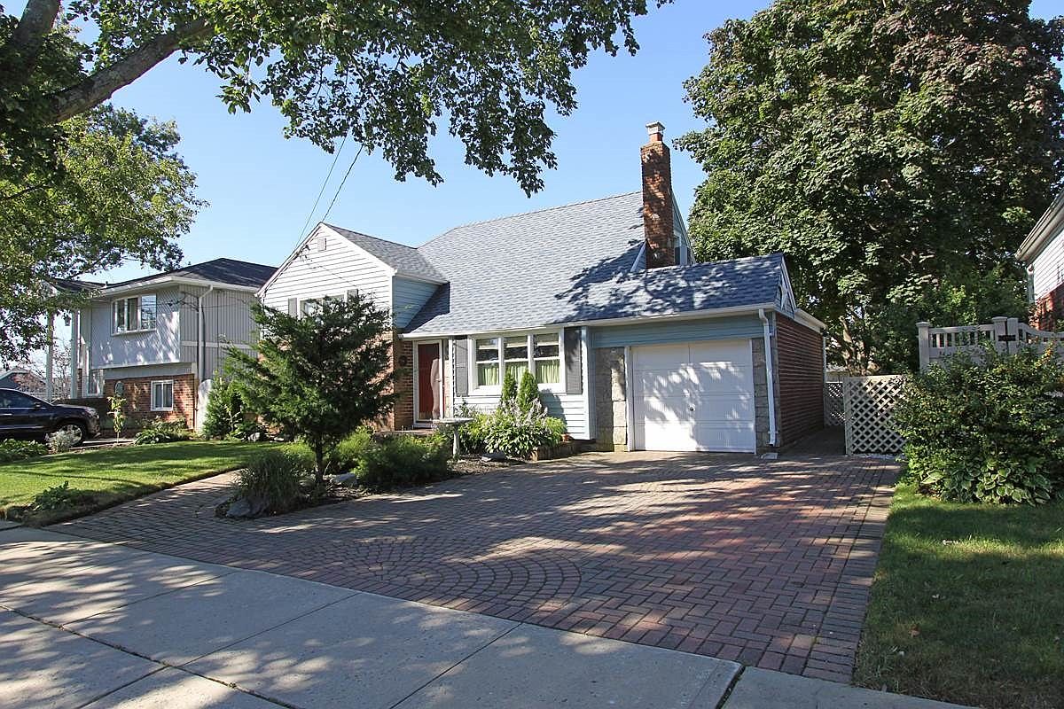 2420 Bayview Ave, Wantagh, NY 11793 Zillow