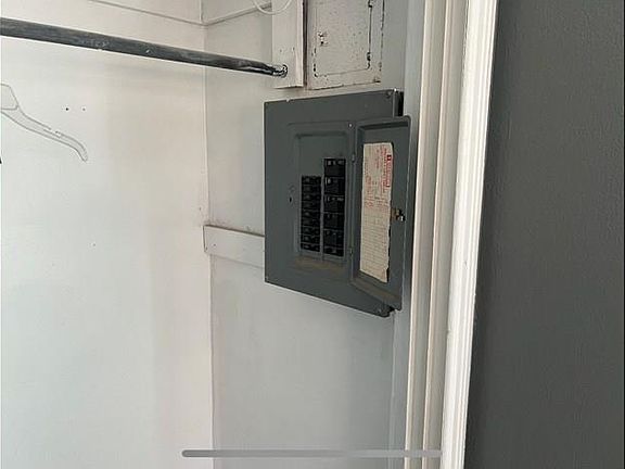 5th image of 1625 Irving St
