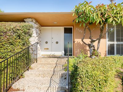 5500 Senford Ave, Los Angeles, CA, 90056
