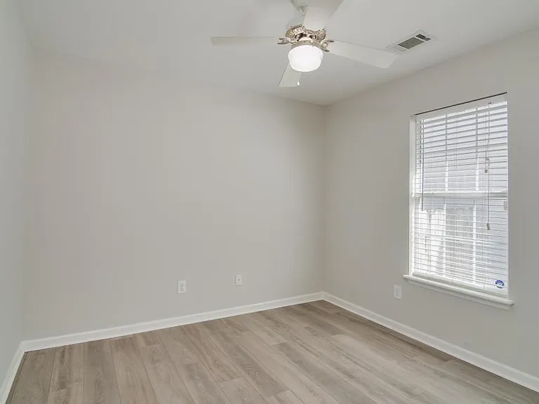 2525 Commons Trce — Photo 22