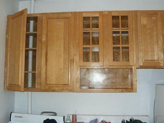 4th image of 253 E 77th St APT 3B