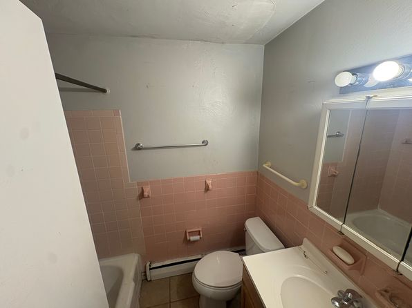 1-19 Pennridge Ct #4