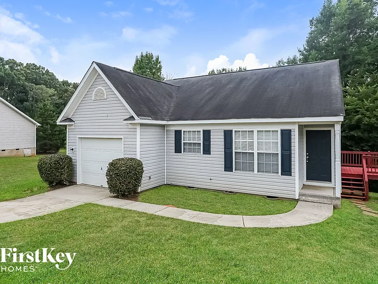 933 Milkwood Ln — Photo 3