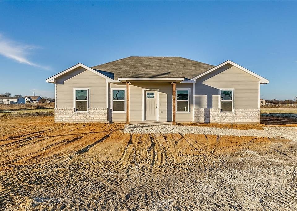 1st image of 3318 Chinaberry Ln