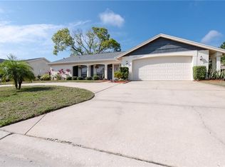 12403 Spanish Moss Dr, Hudson, FL 34667