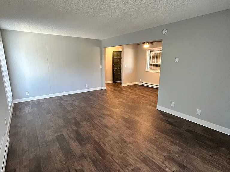 3295 Brookdale Dr #4 — Photo 16