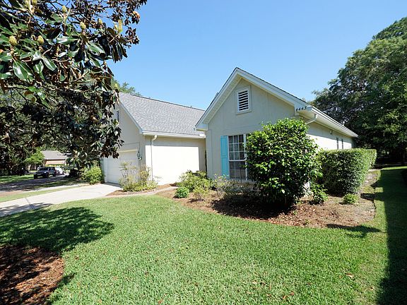 3rd image of 4443 Turnberry Pl