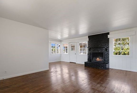 2nd image of 114 Glenn Dr