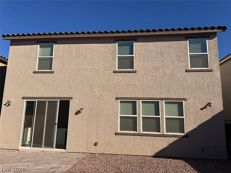 5961 Bruselas St — Photo 16