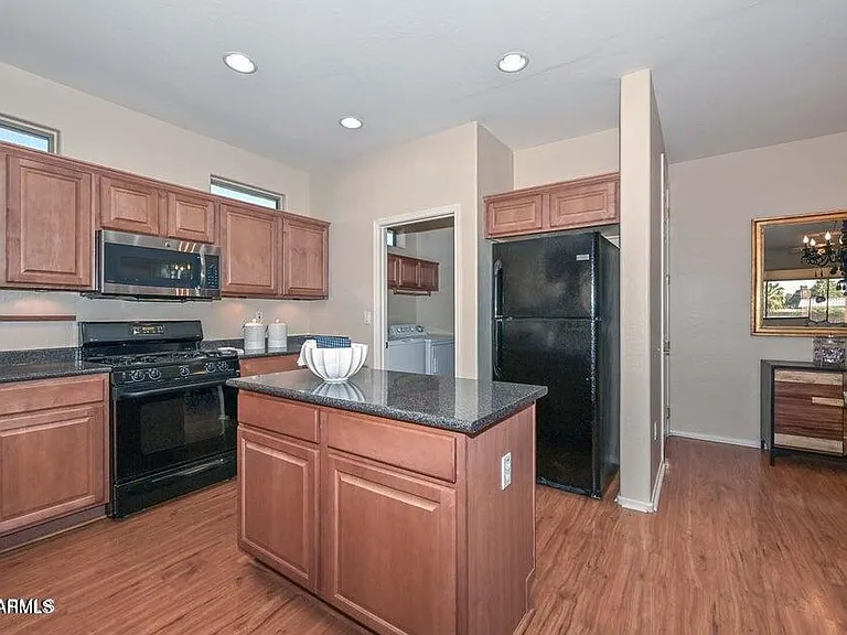17547 W Calistoga Dr — Photo 17