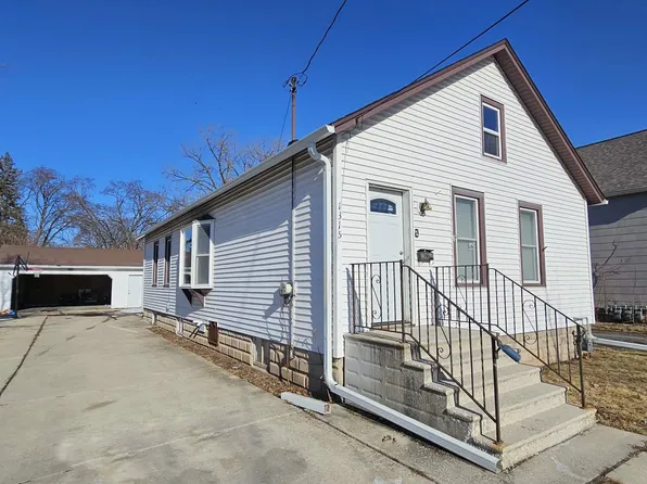 1315 Doty St, Green Bay, WI 54301