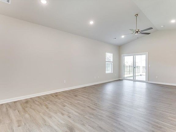 5th image of 11392 W Scarlett Ln