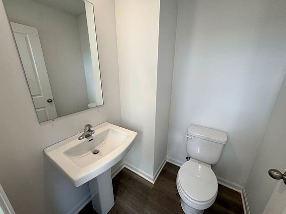 4th image of 3502 Rebecca Dr